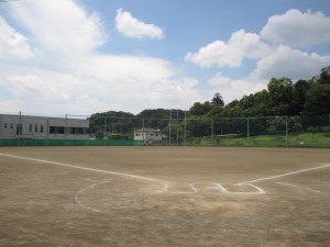 熱中症予防のため明日から９月まではソフトボールはお休みです。